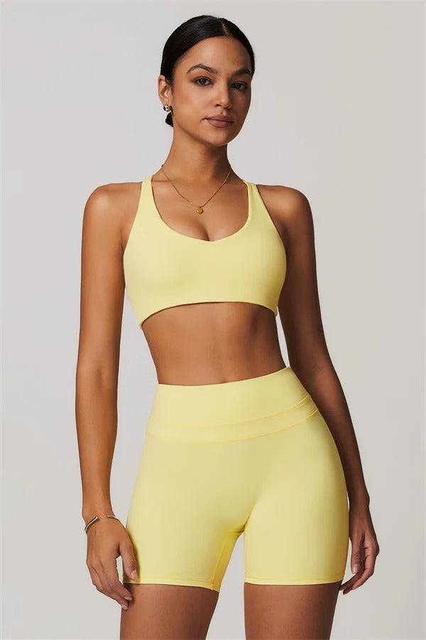 High-Waisted Contour Performance Shorts