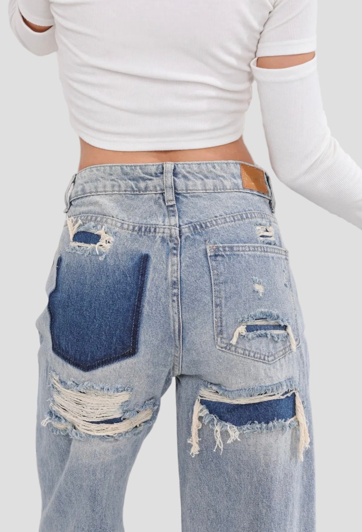 Vintage Baggy Ripped Jeans in Light Blue