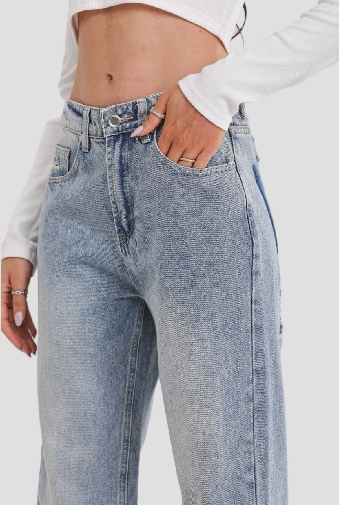 Vintage Baggy Ripped Jeans in Light Blue