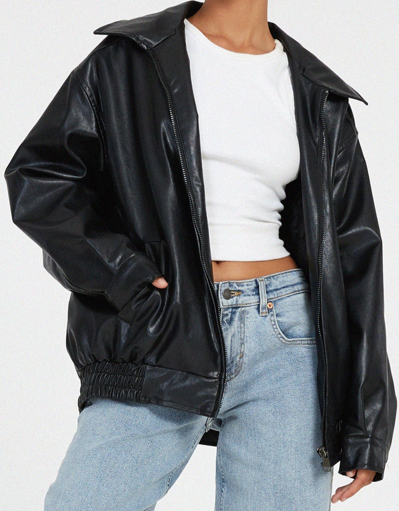 Women's Oversized Leather Bomber Jacket – Edgy and Comfortable Outerwear for Stylish Casual Looks 6