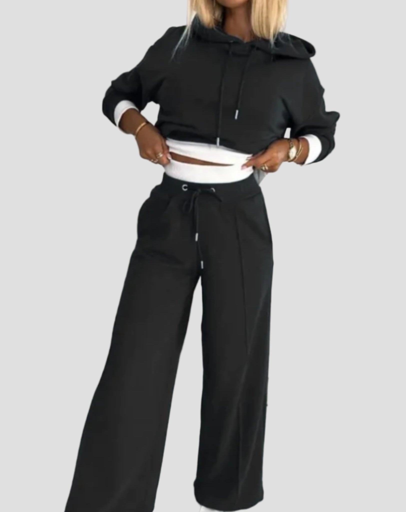 Women's Oversized Tracksuit Set - Cropped Hoodie and Wide-Leg Trousers
