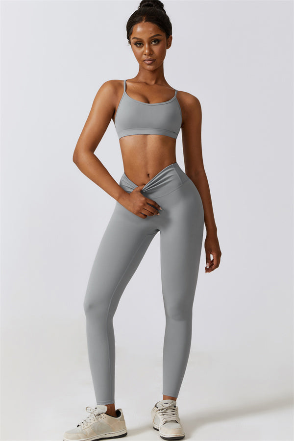 Stylish Crisscross Back Sports Bra