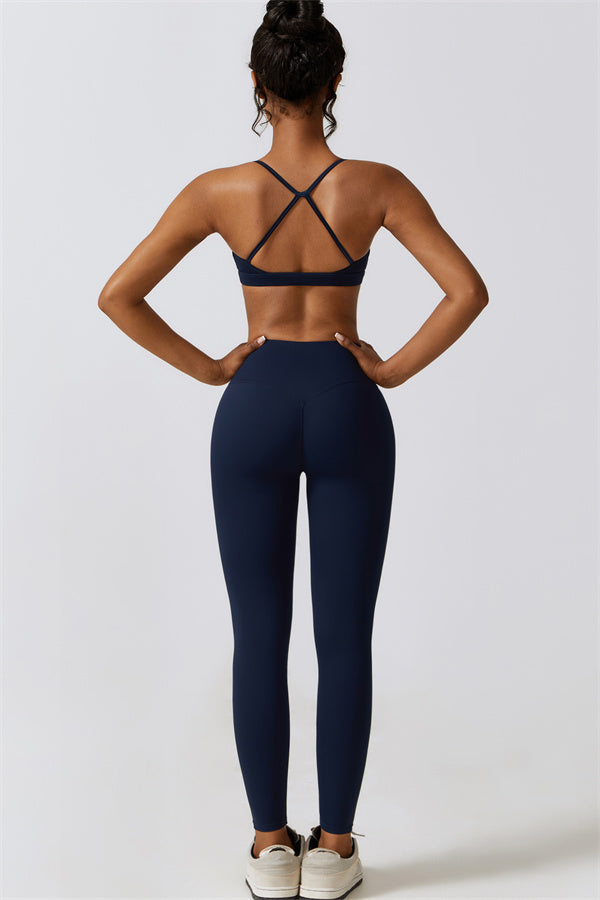 Stylish Crisscross Back Sports Bra