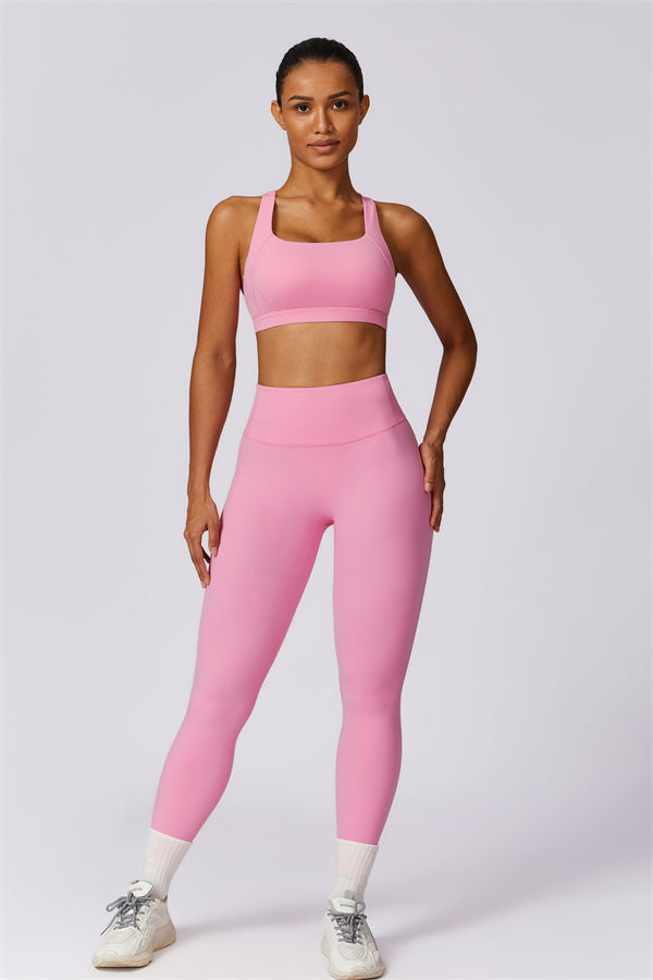 Ruched Back Performance Leggings