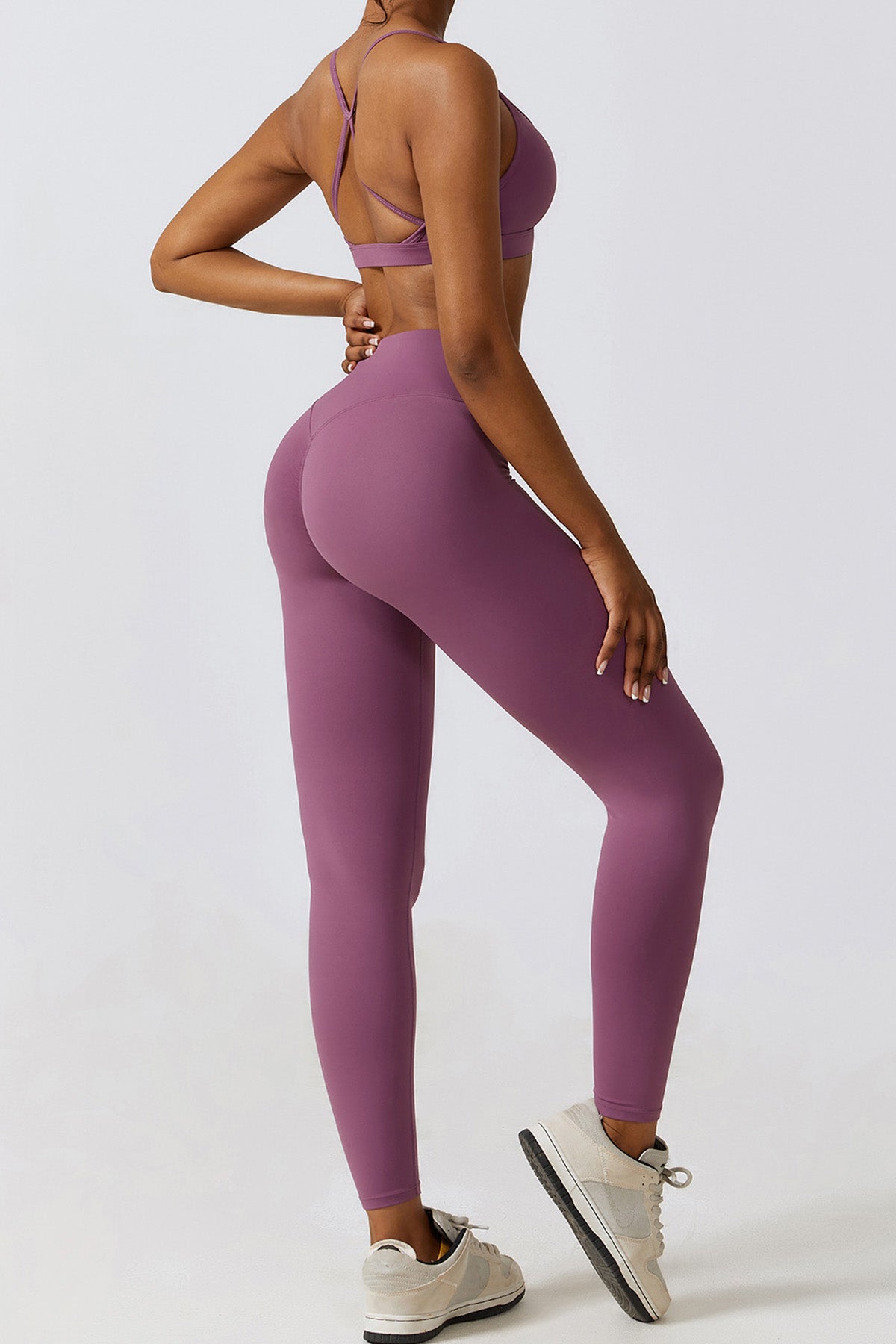 Ruched Back Performance Leggings