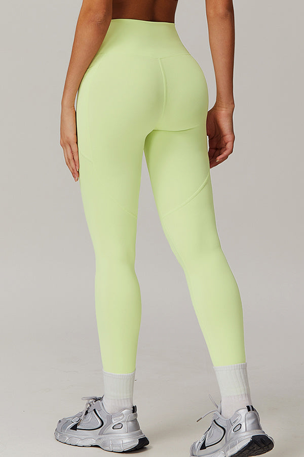 Curve-Enhancing Active Leggings with Side Pockets