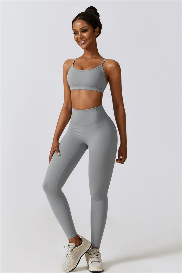 Ruched Back Performance Leggings