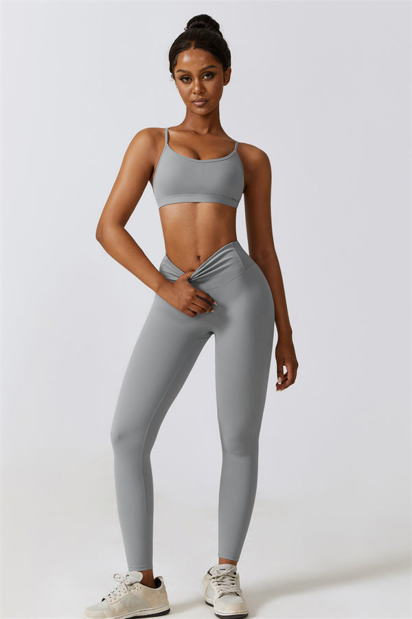 Ruched Back Performance Leggings