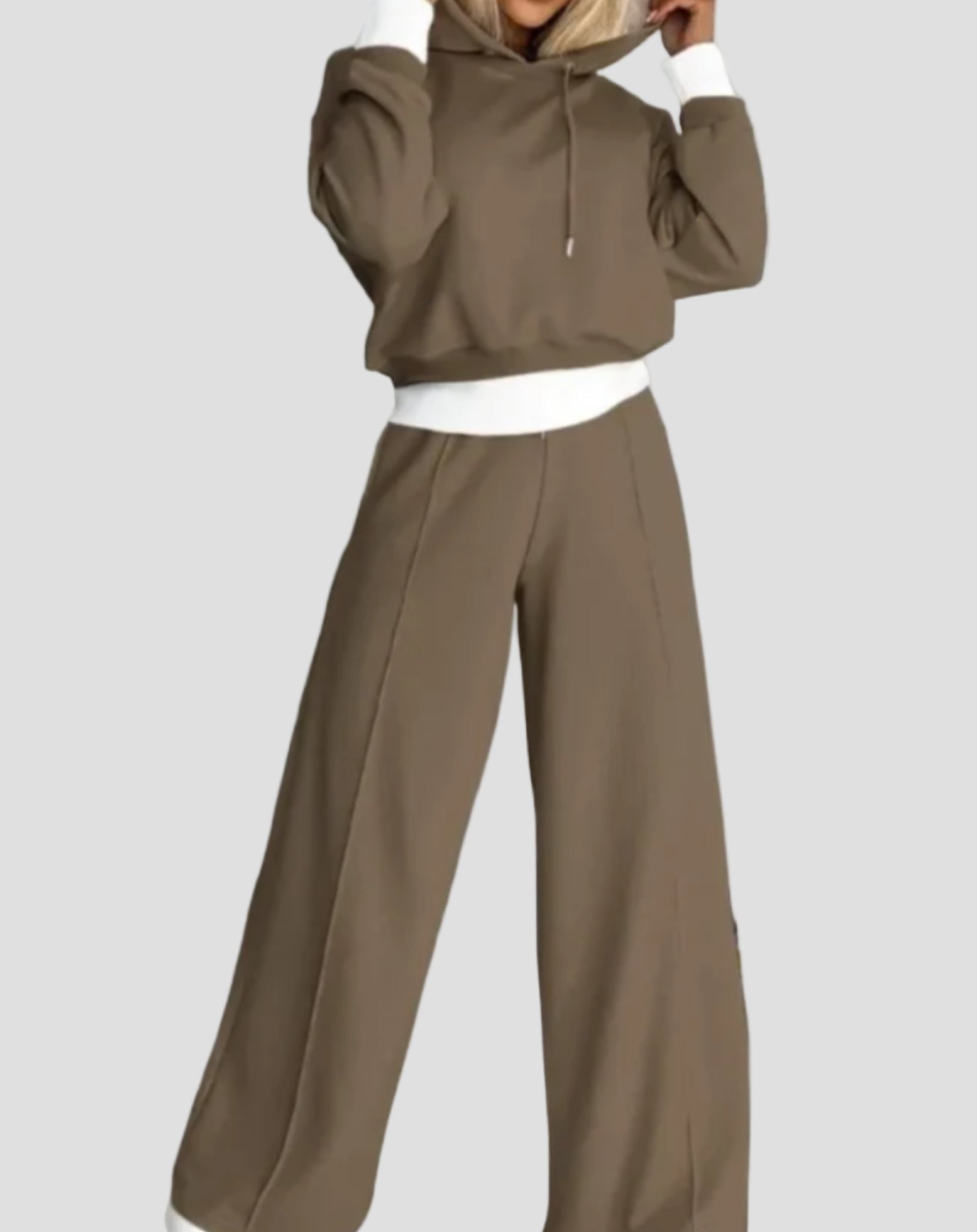 Women's Oversized Tracksuit Set - Cropped Hoodie and Wide-Leg Trousers