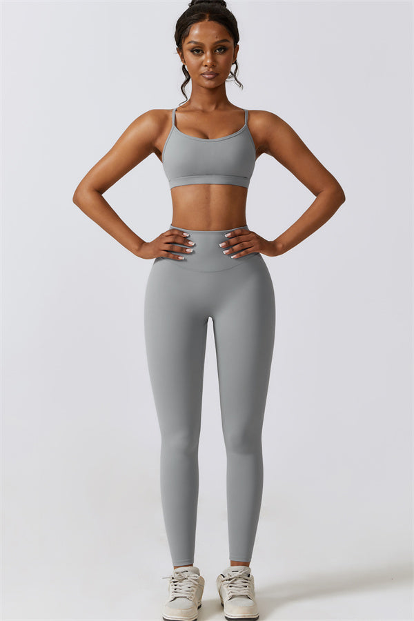 Stylish Crisscross Back Sports Bra