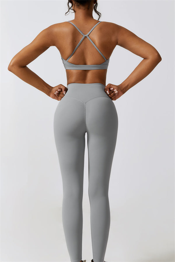 Stylish Crisscross Back Sports Bra
