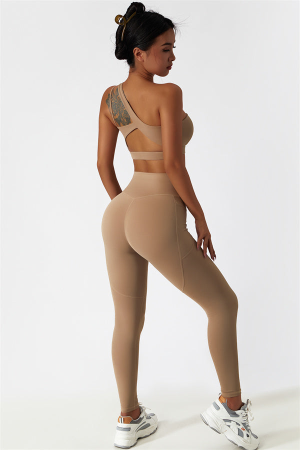Asymmetrical One-Shoulder Sports Bra