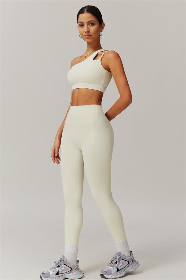 Asymmetrical One-Shoulder Sports Bra