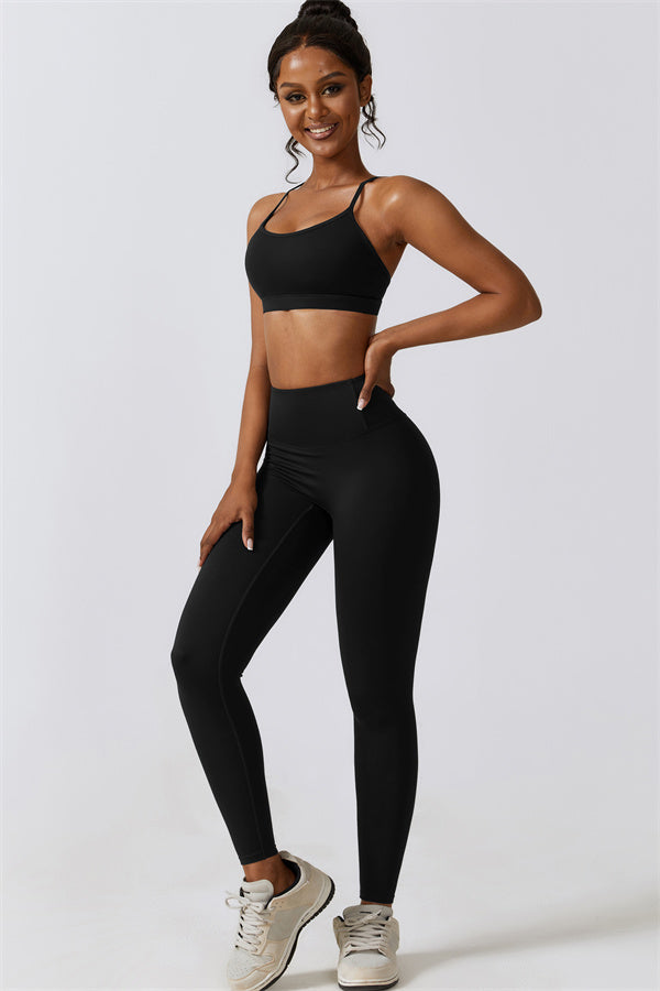 Stylish Crisscross Back Sports Bra