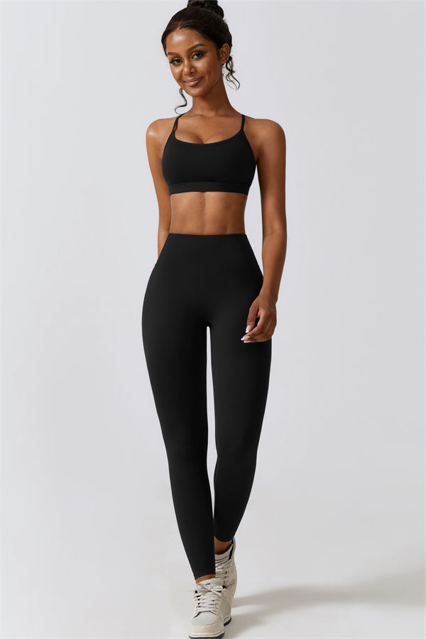 Stylish Crisscross Back Sports Bra